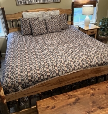PATRIOTS KNOT BRICK/NAVY/LINEN TWIN BED COVER